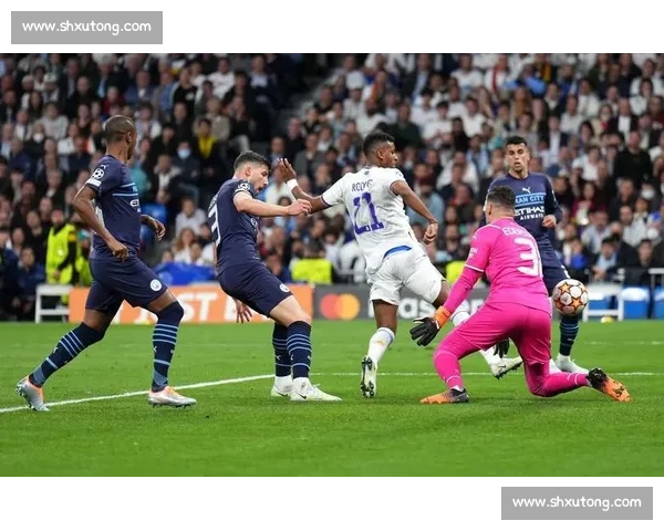 孔帕尼盛赞生死战：与萨内共忆曼城辉煌，拜仁新帅期待欧冠突破